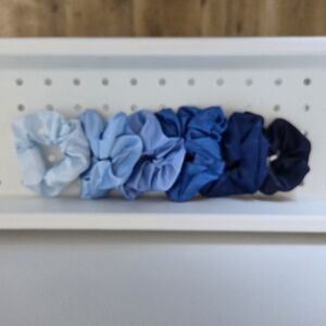 Set Of Five "Satin" Hair Scrunchies in Varying Tones of Blue New wOut Tags